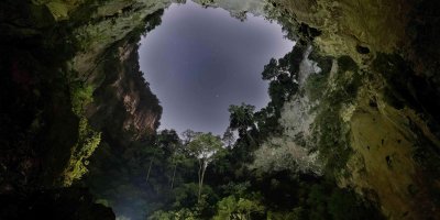 Khám phá hố sụt Kong collapse – Điều kì diệu từ mẹ thiên nhiên