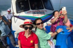 So sánh Cồn Cỏ và Lý Sơn chi tiết 2026 – Nên đi đâu đẹp hơn?